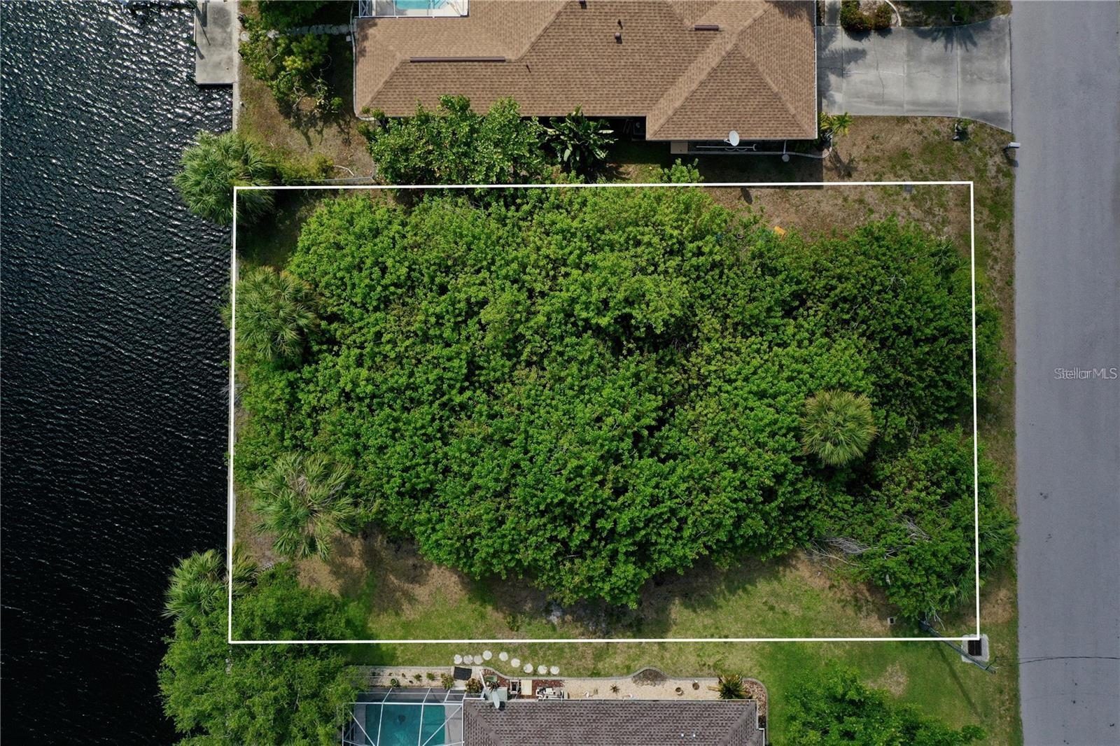 17133 Canary Ln Property Photo 3