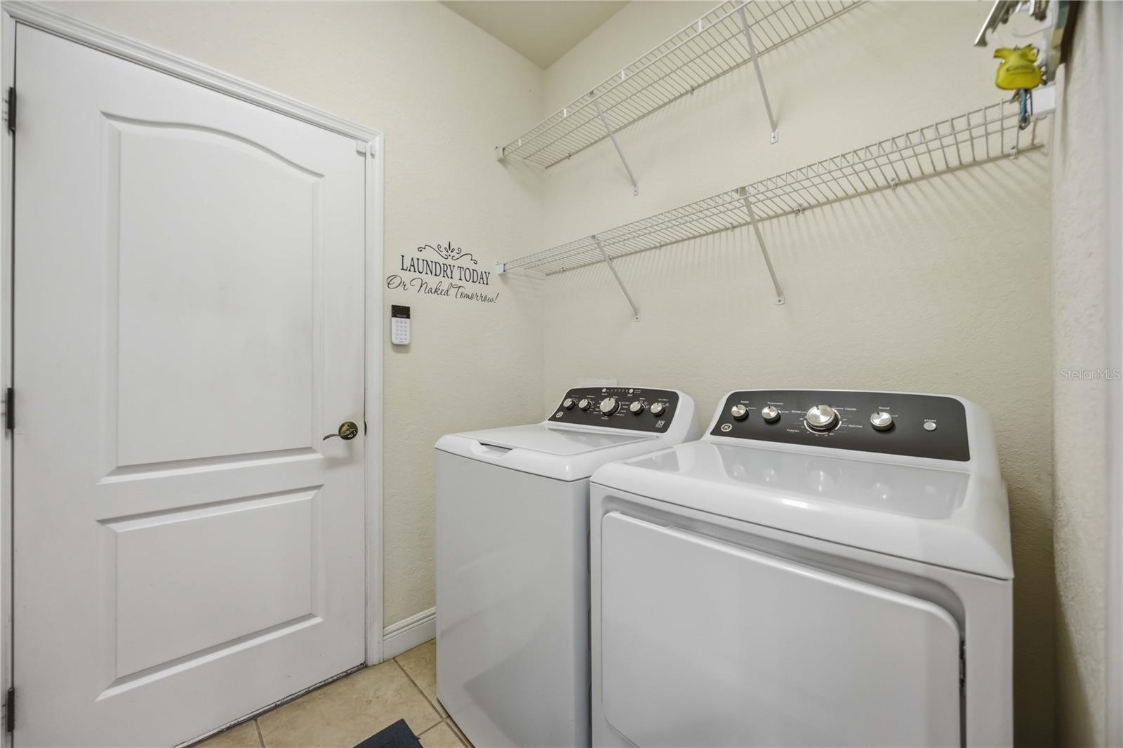 1711 Naftal Rd Property Photo 33