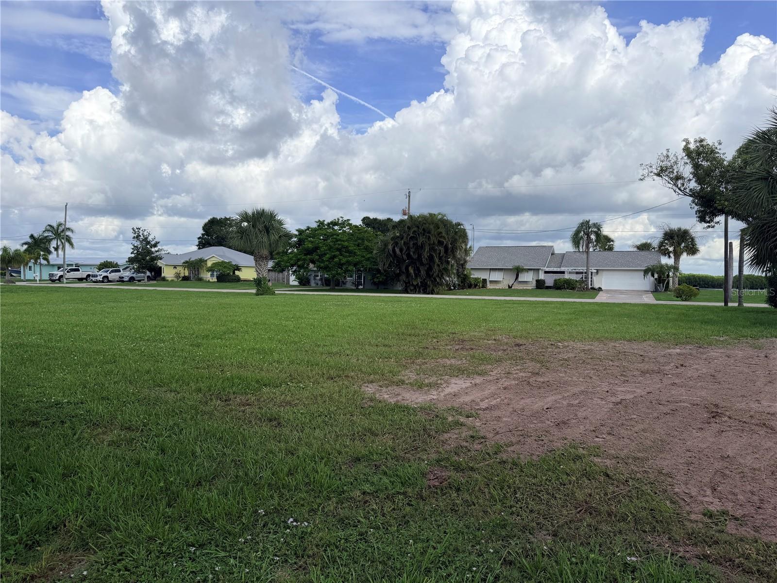 2036 River Basin Ter Property Photo 6