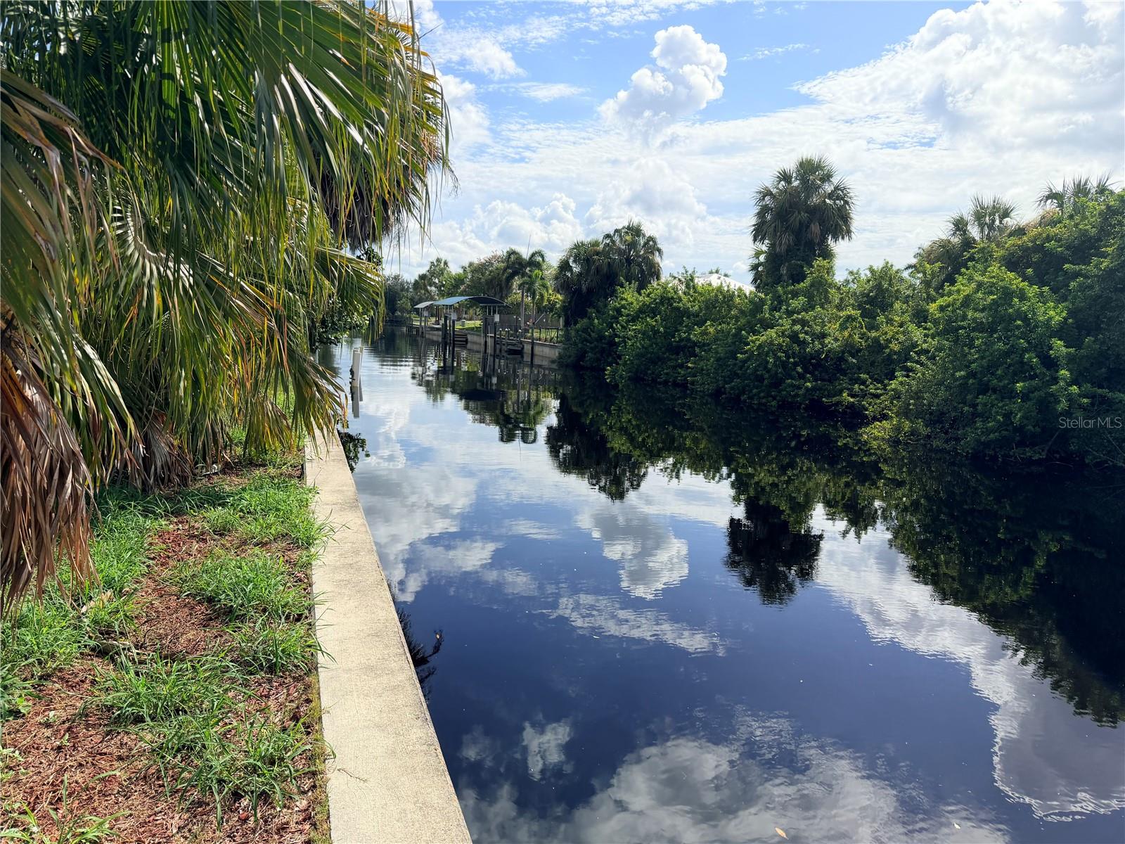 2036 River Basin Ter Property Photo 8