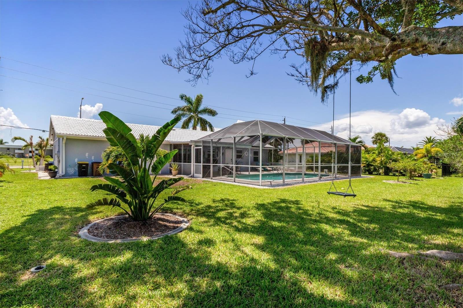 1336 Aqui Esta Dr Property Photo 2