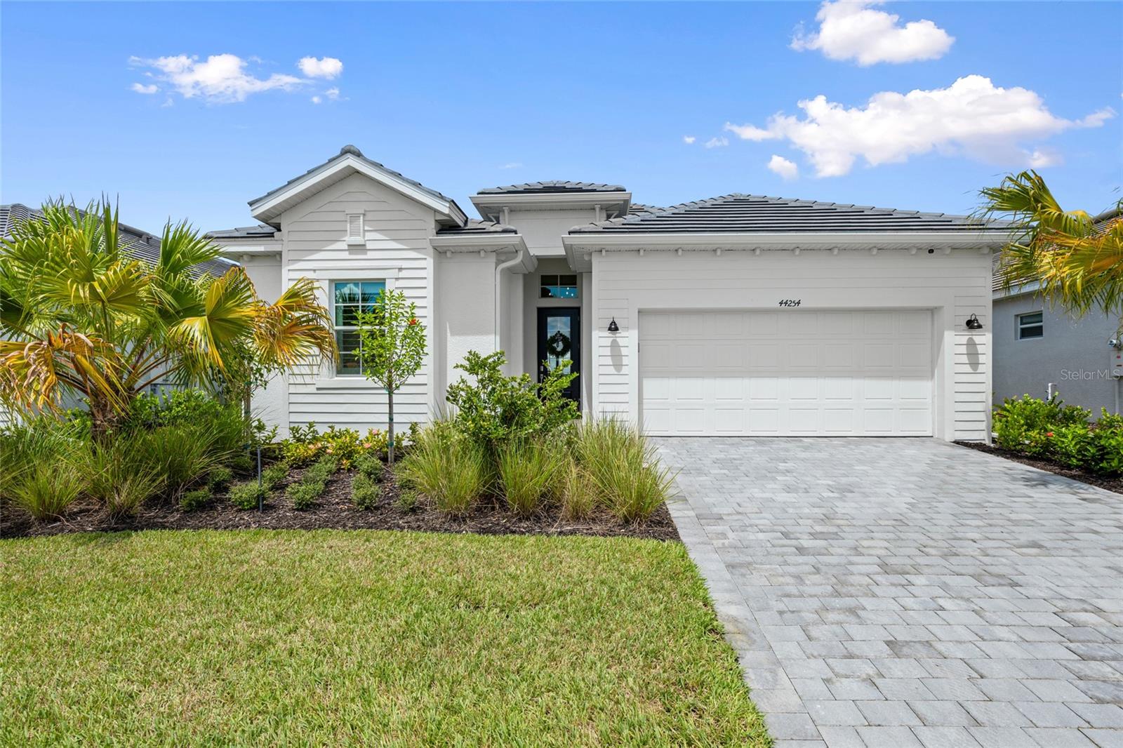 44254 Henderson Way Property Photo 1