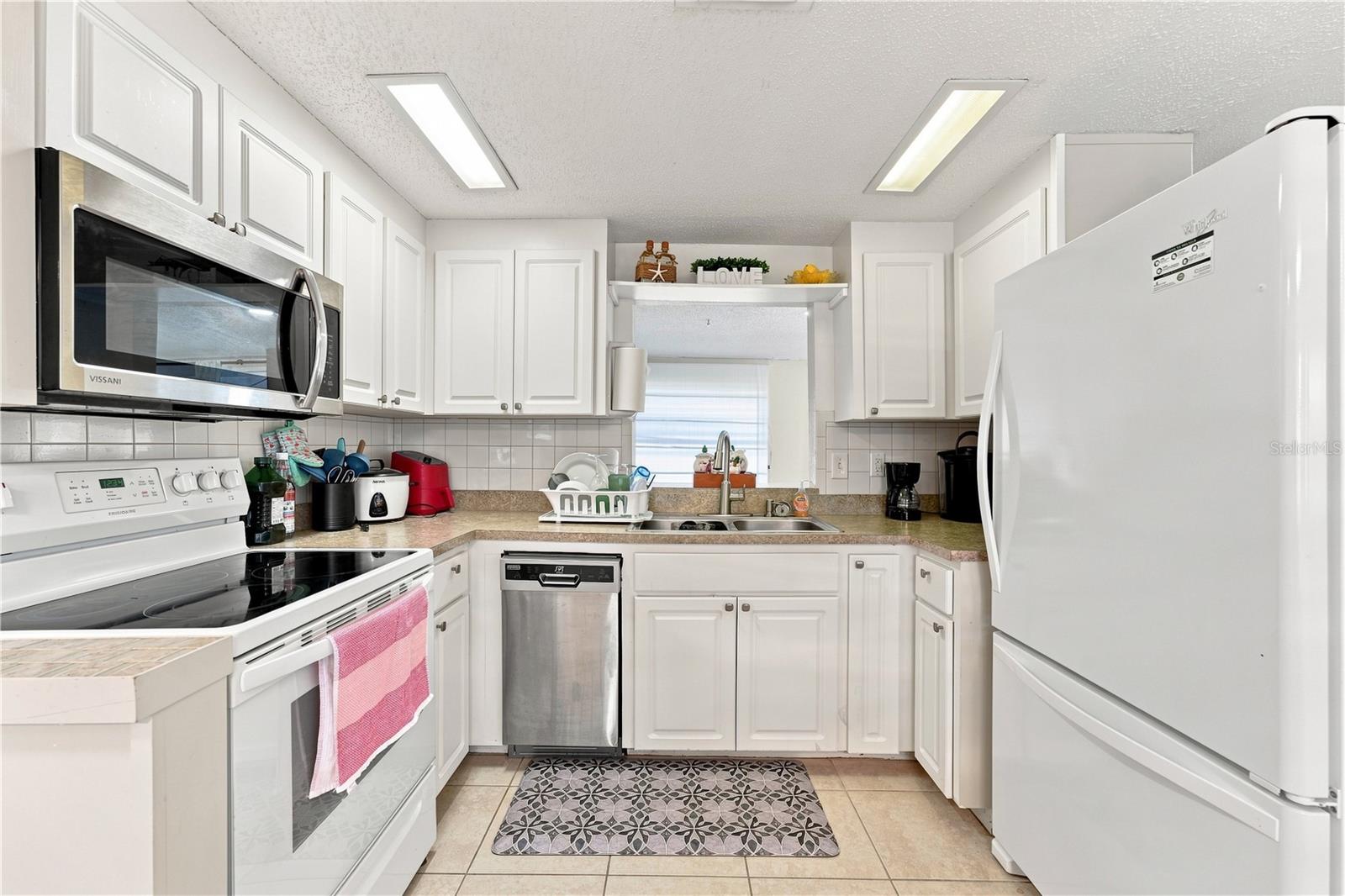 540 Blackburn St Property Photo 12