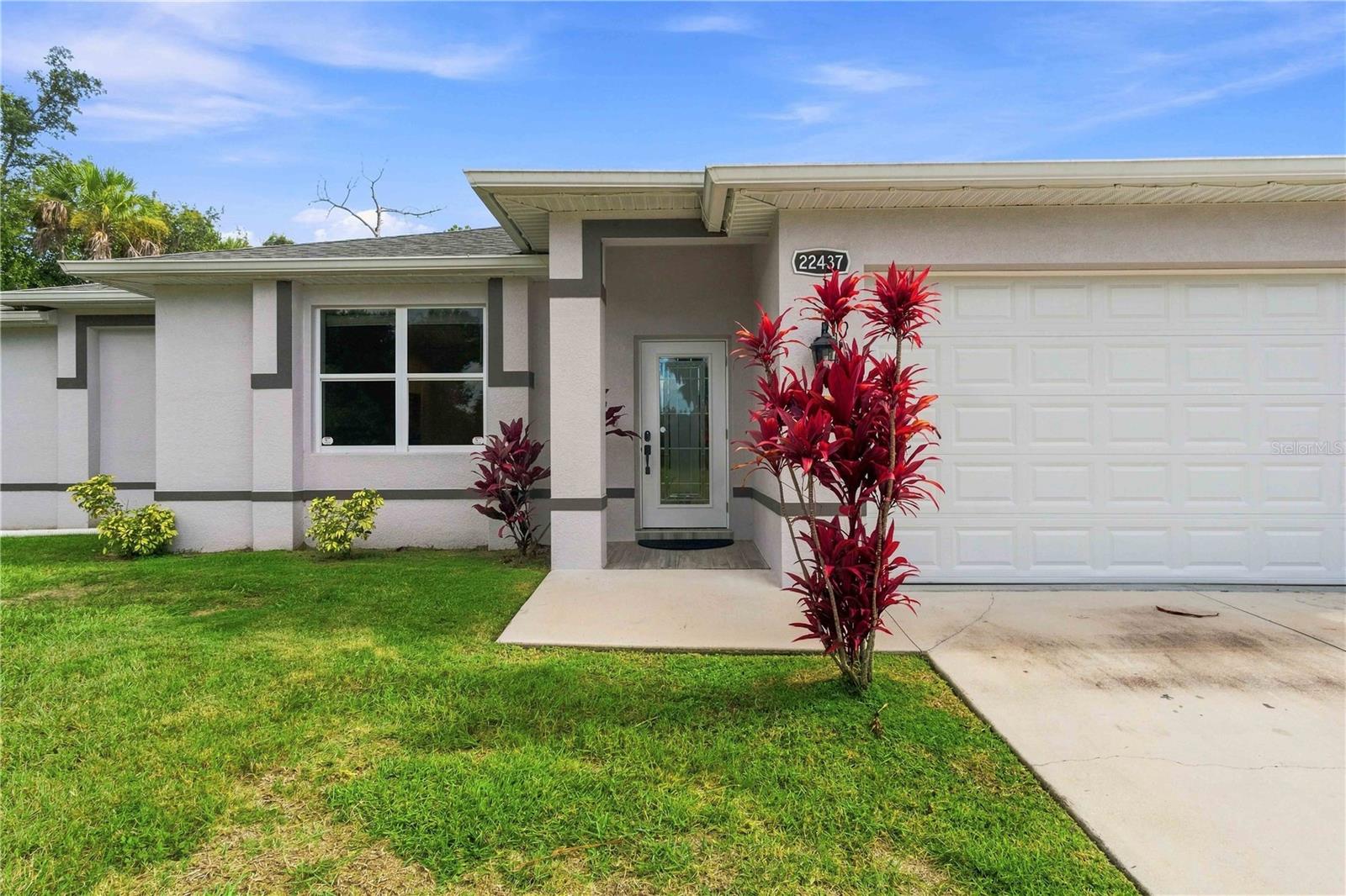 22437 Adorn Ave Property Photo 6