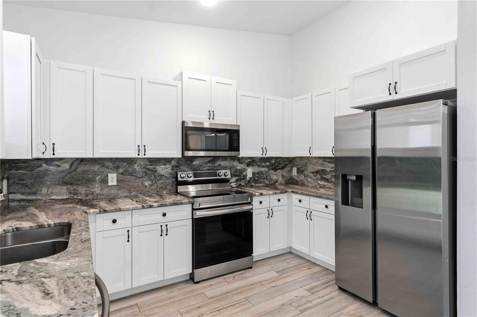 22437 Adorn Ave Property Photo 17