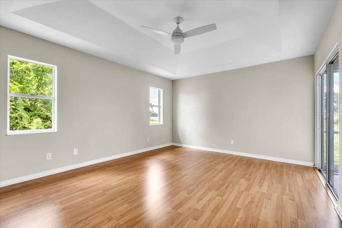 485 Boundary Blvd Property Photo 14
