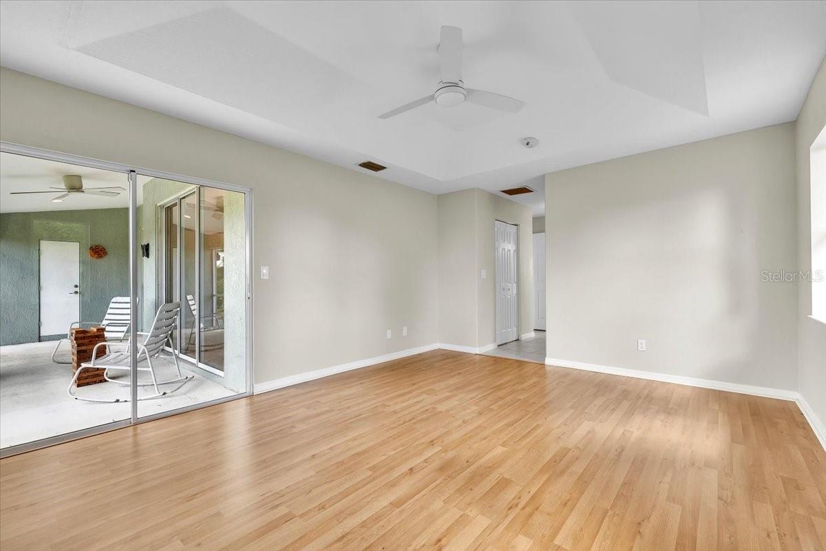 485 Boundary Blvd Property Photo 15