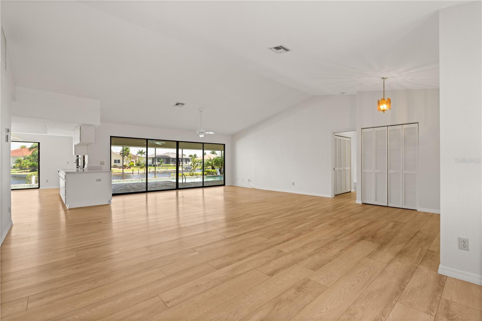3950 San Pietro Ct Property Photo 3