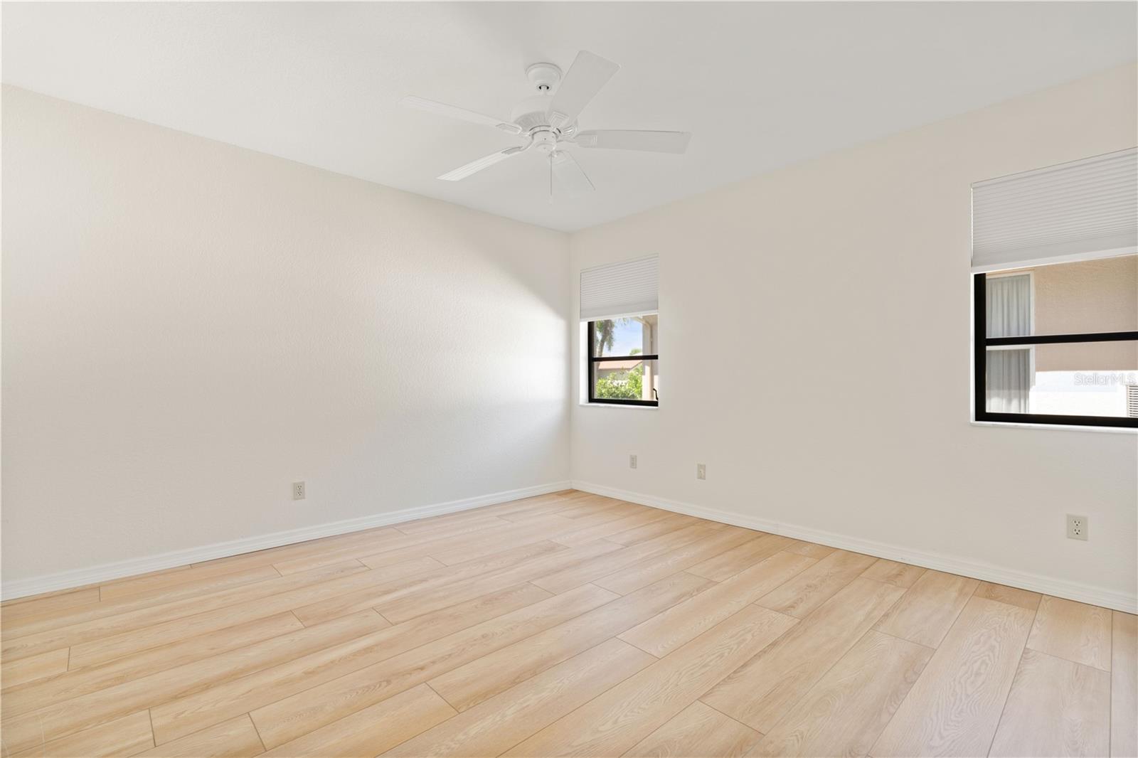 3950 San Pietro Ct Property Photo 32
