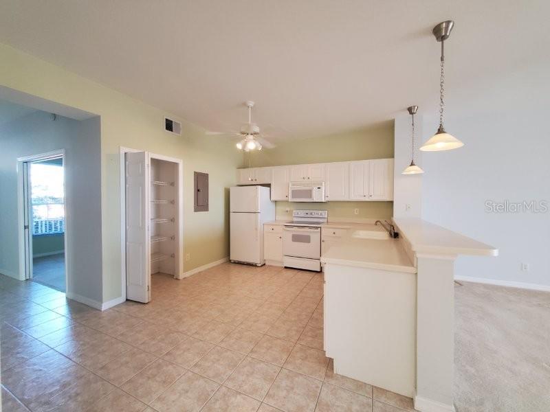 2002 Bal Harbor Blvd #2012 Property Photo 4