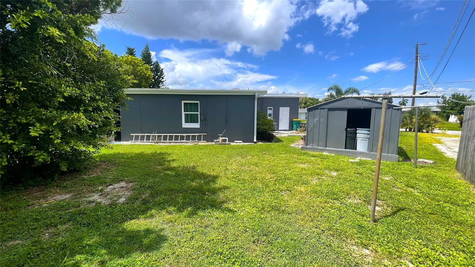 721 Sharon Cir Property Photo 40