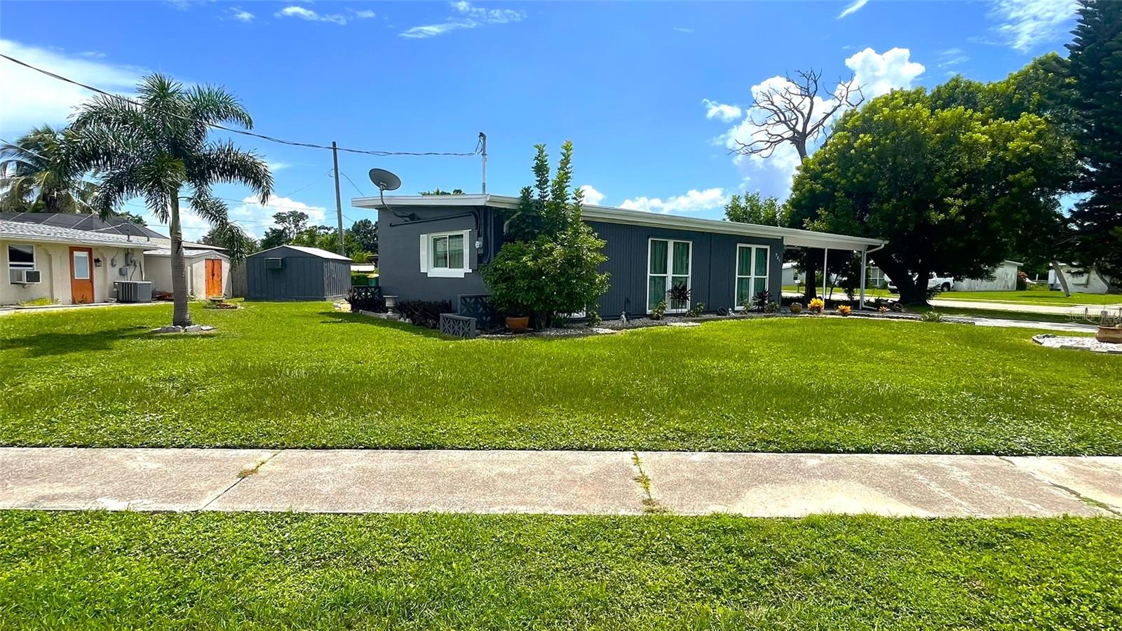 721 Sharon Cir Property Photo 44