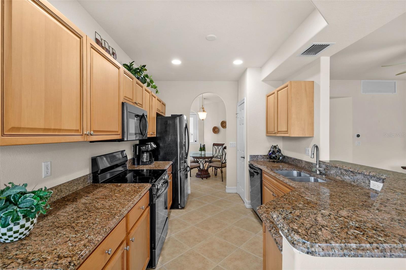 5626 Cape Harbour Dr #102 Property Photo 10