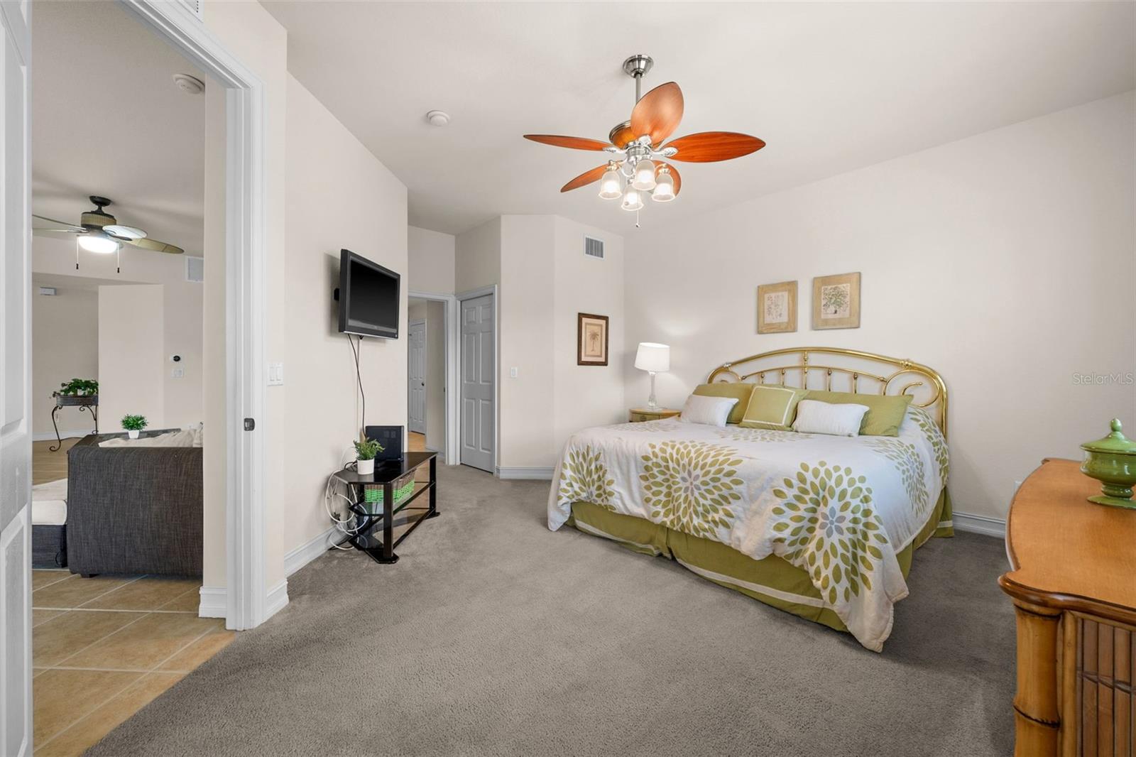 5626 Cape Harbour Dr #102 Property Photo 20