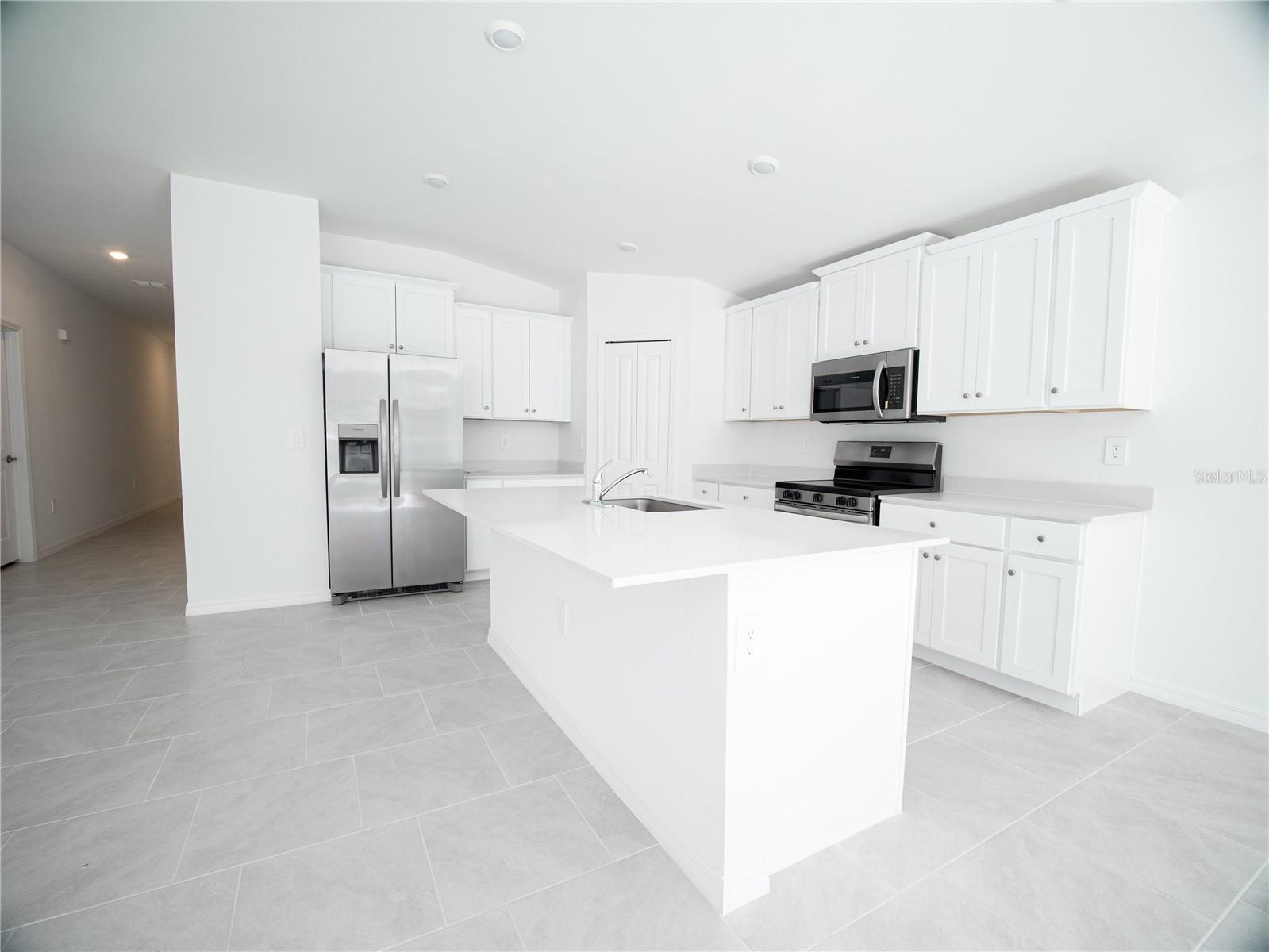 1124 Dorchester Street St Property Photo 8