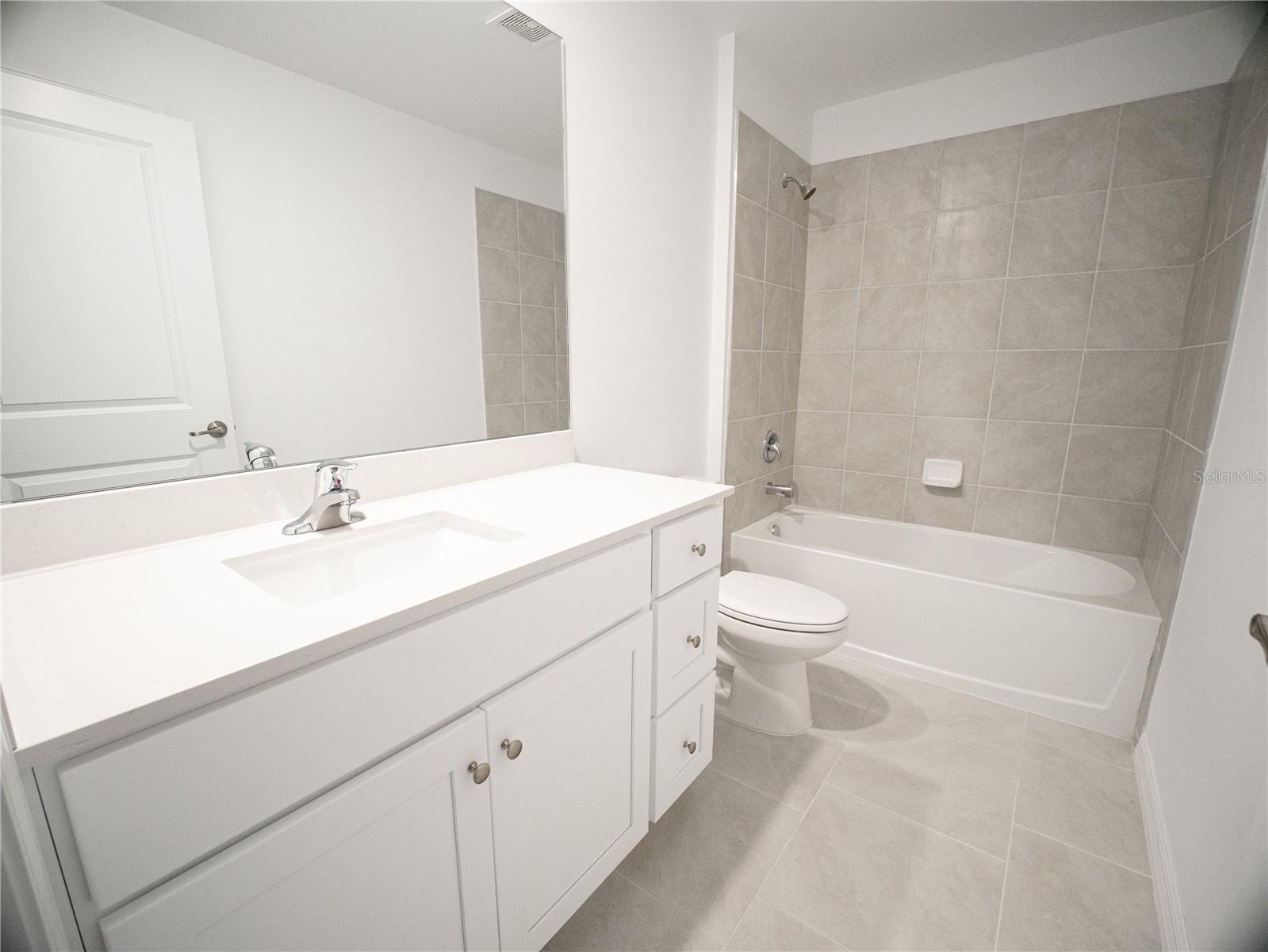 1124 Dorchester Street St Property Photo 19