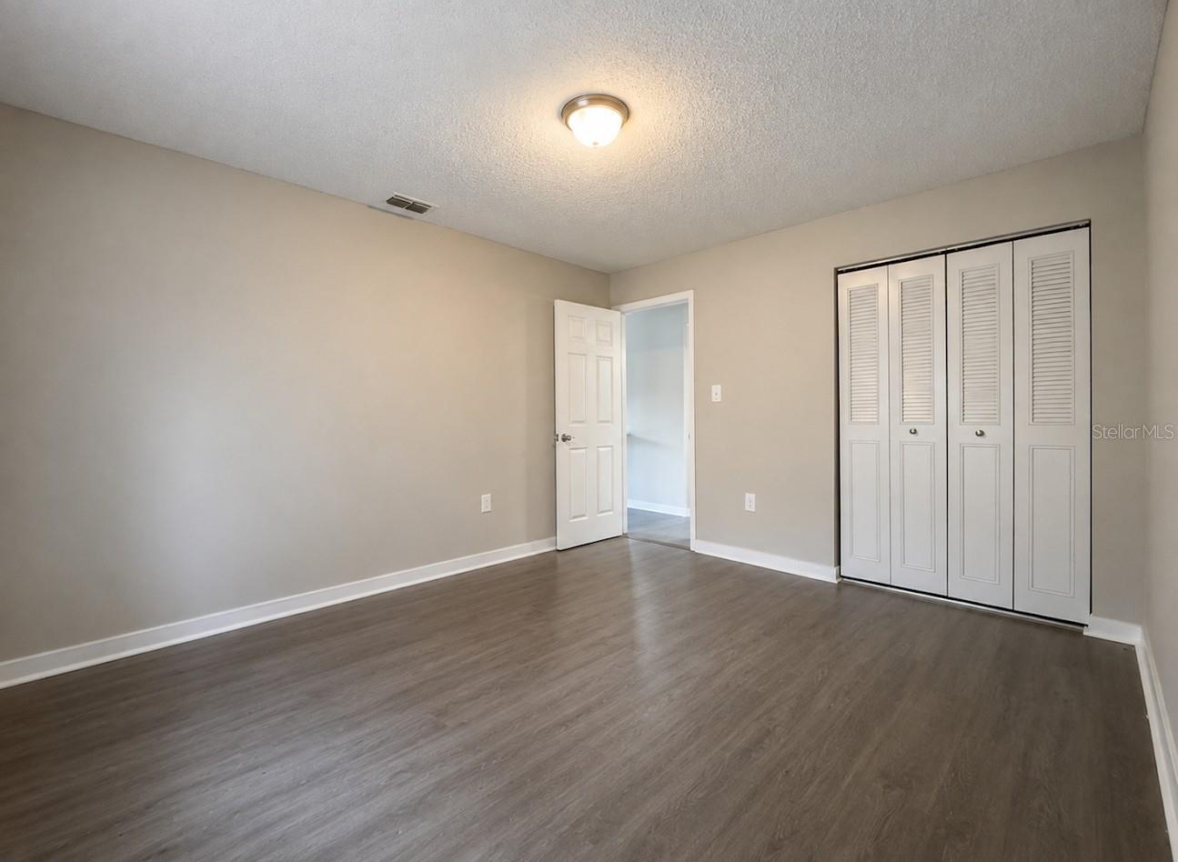 3141 Woodhill Ct Property Photo 9