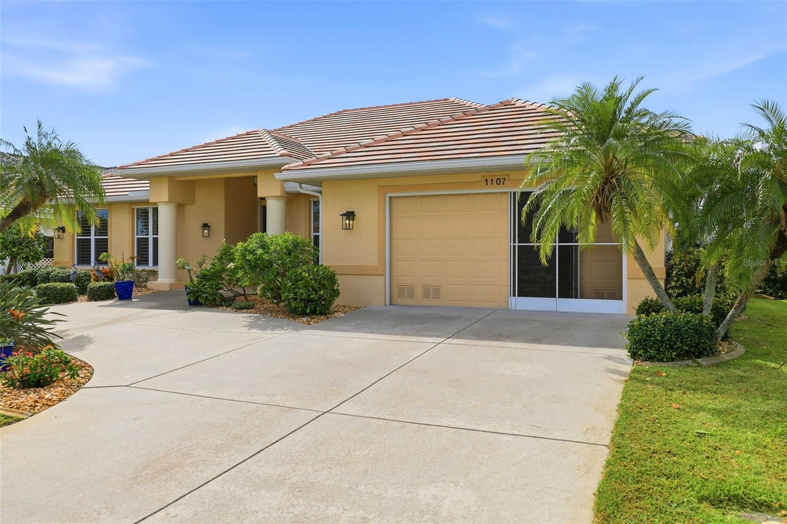 1107 Rum Cay Ct Property Photo 2
