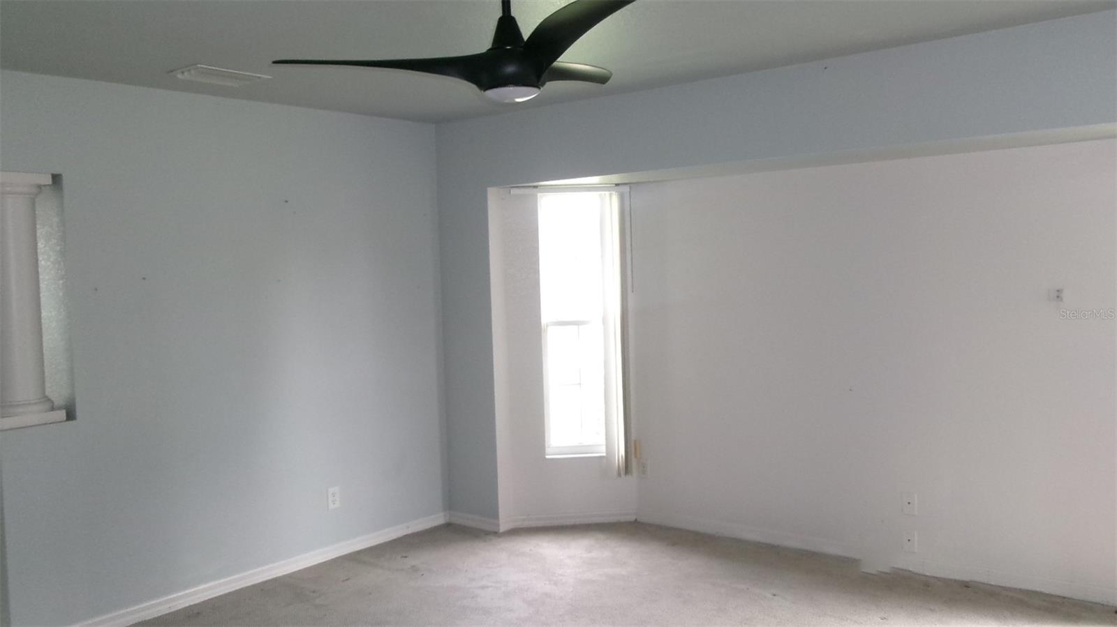 2141 Peterborough Rd Property Photo 9