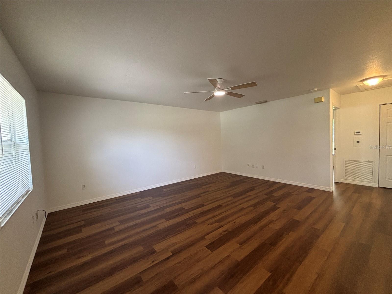 26033 Explorer Rd Property Photo 3