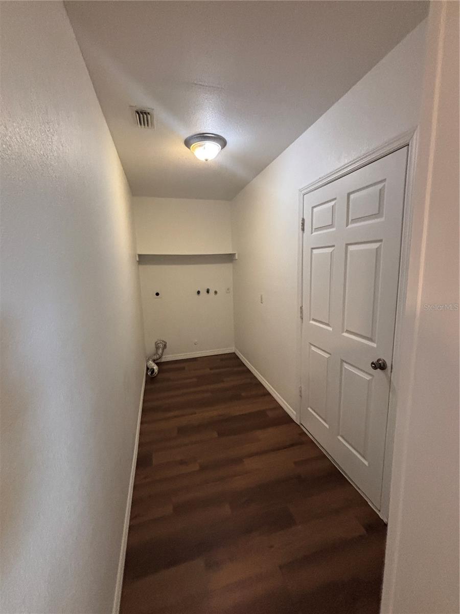 26033 Explorer Rd Property Photo 15