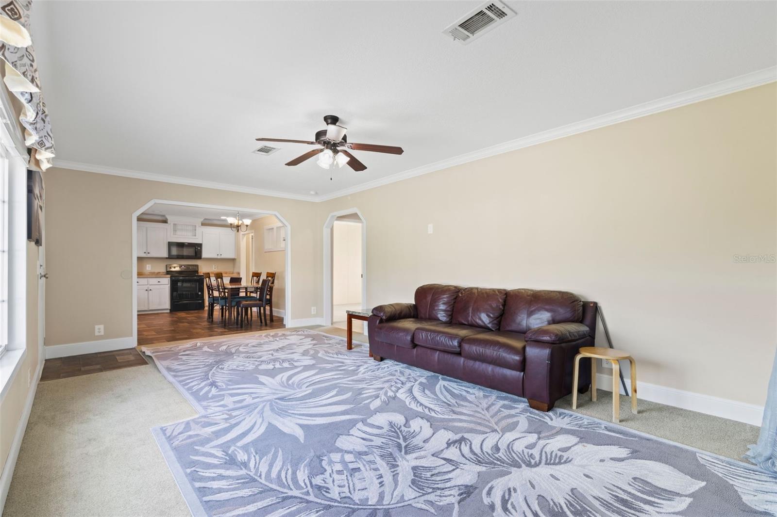15381 Orchid Dr Property Photo 4