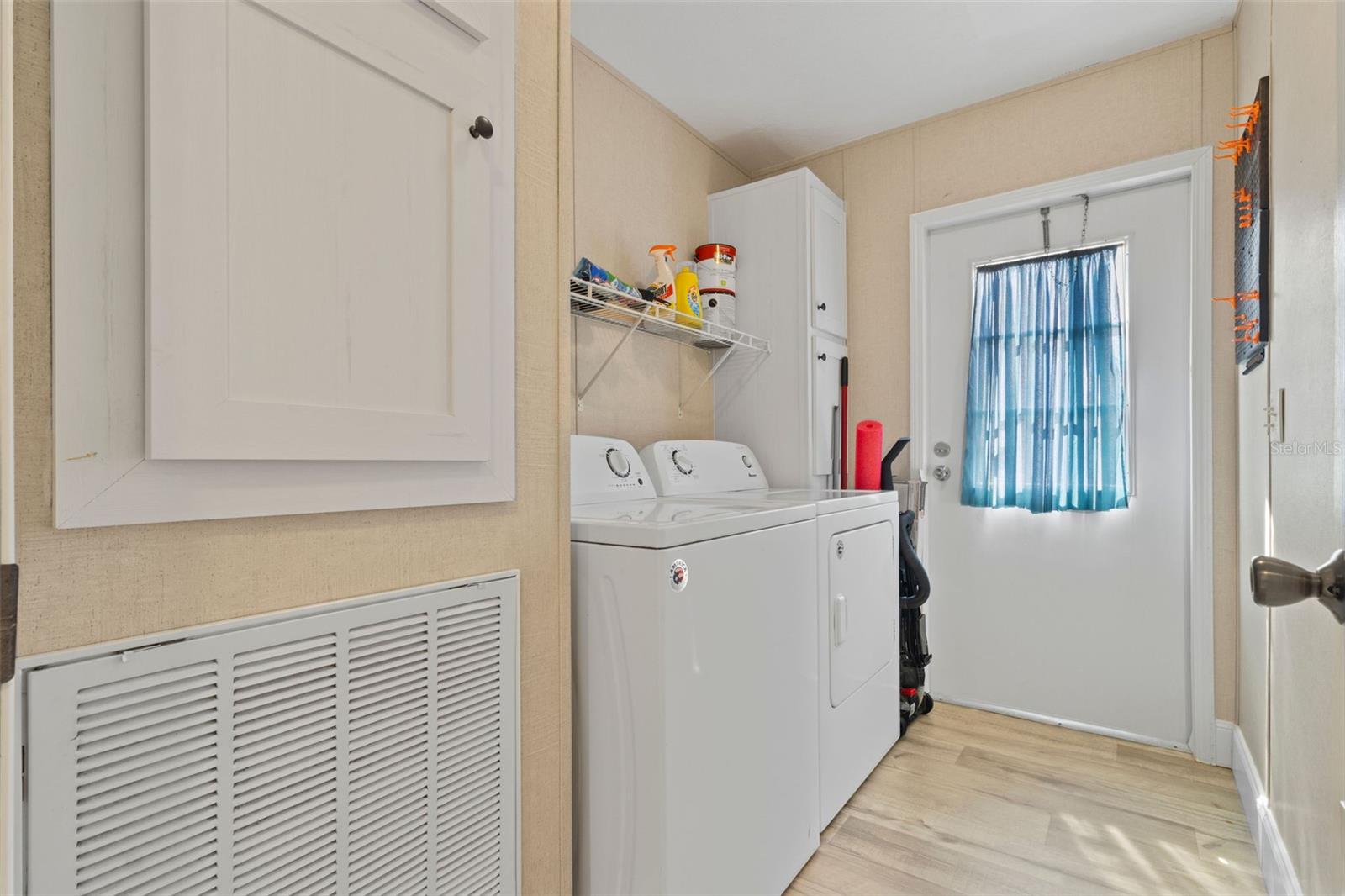 15381 Orchid Dr Property Photo 27