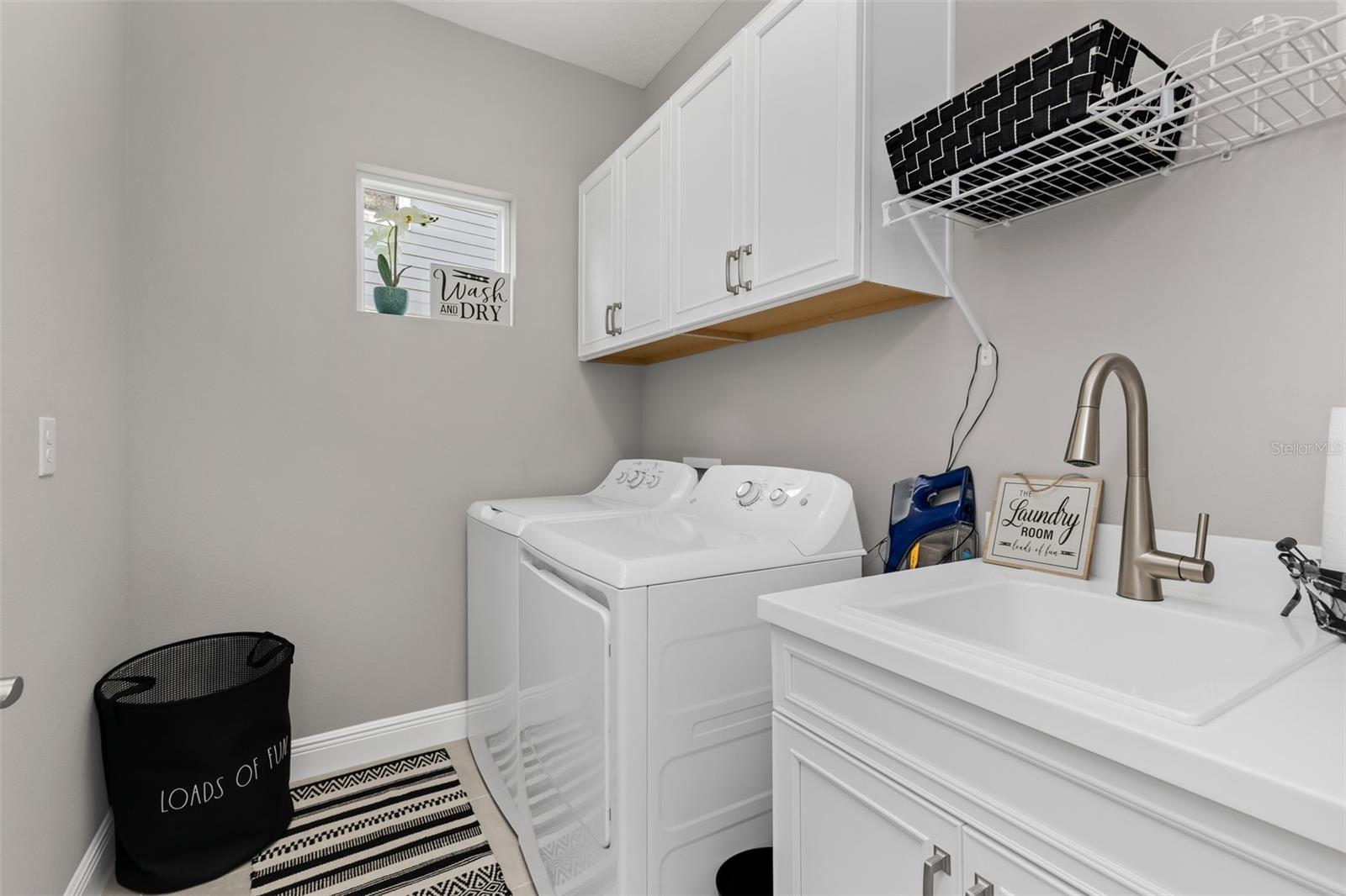 3811 Woodmont Dr Property Photo 6