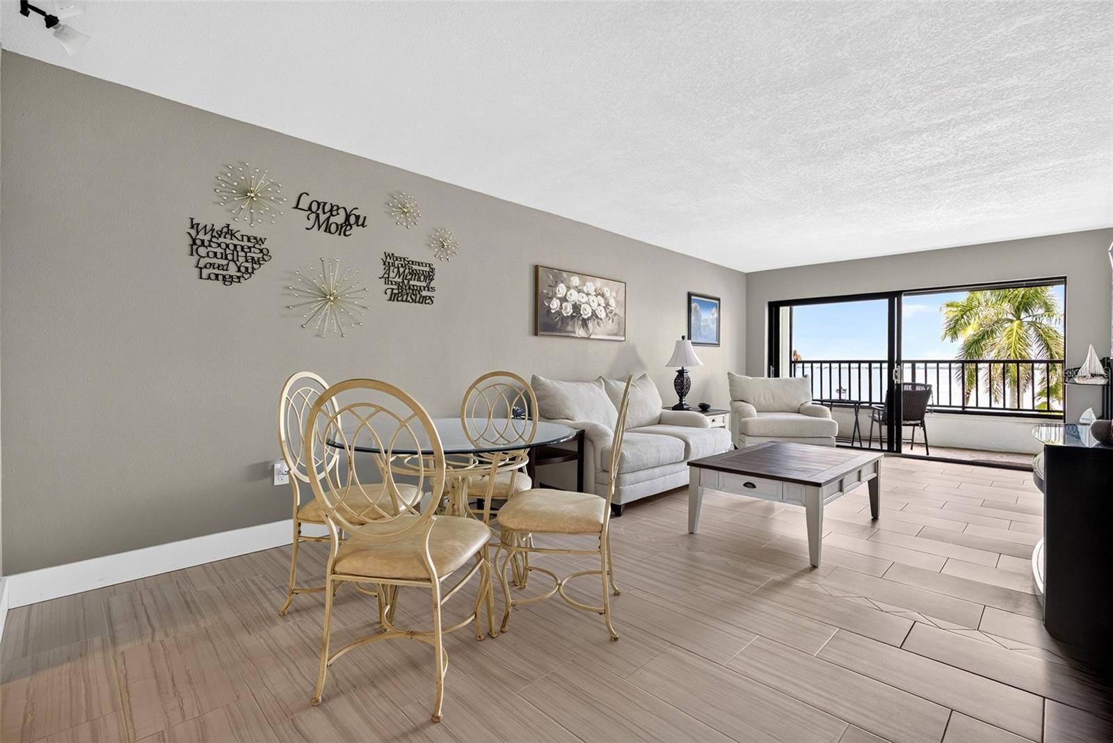 1500 Park Beach Cir #2h Property Photo 7