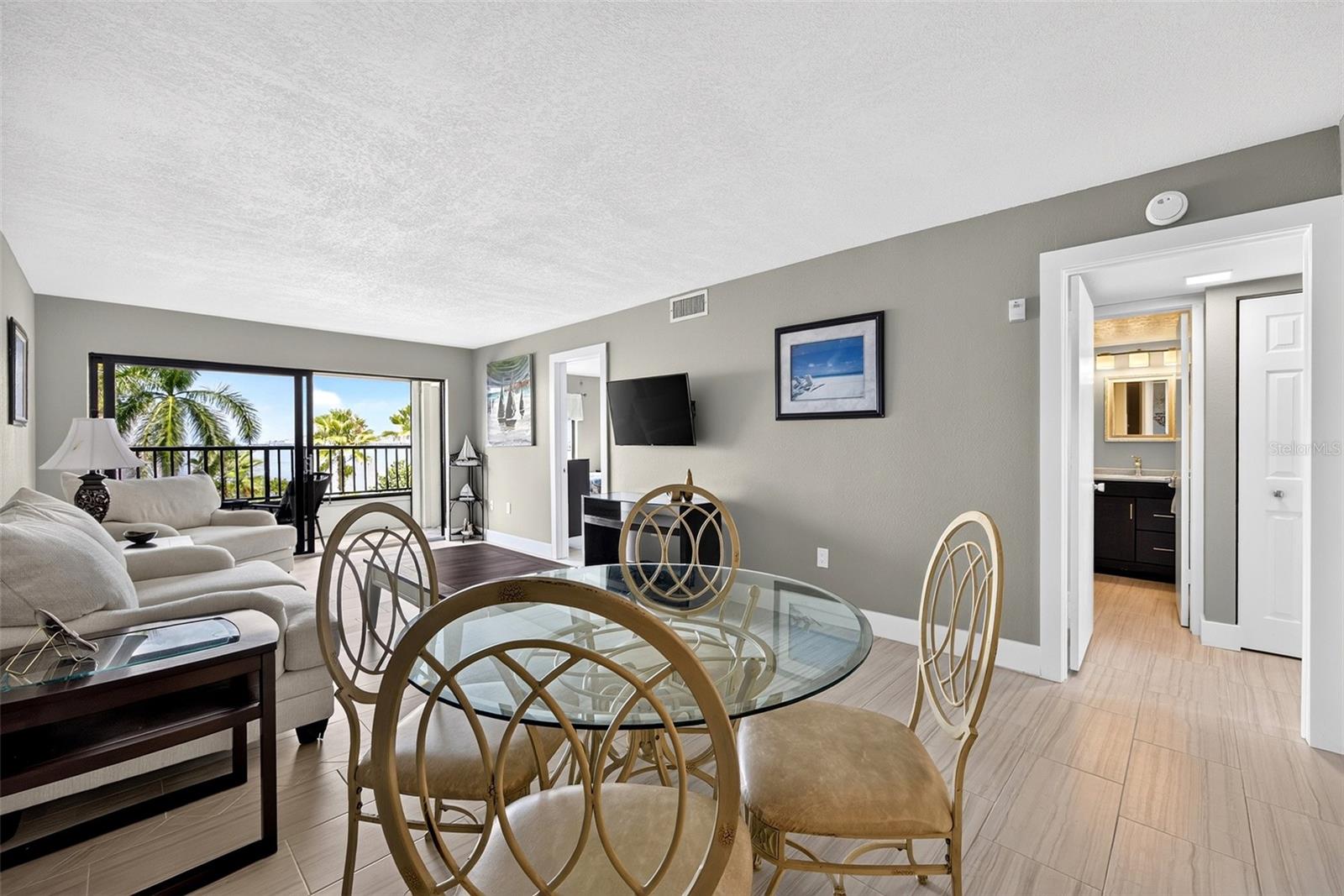 1500 Park Beach Cir #2h Property Photo 8