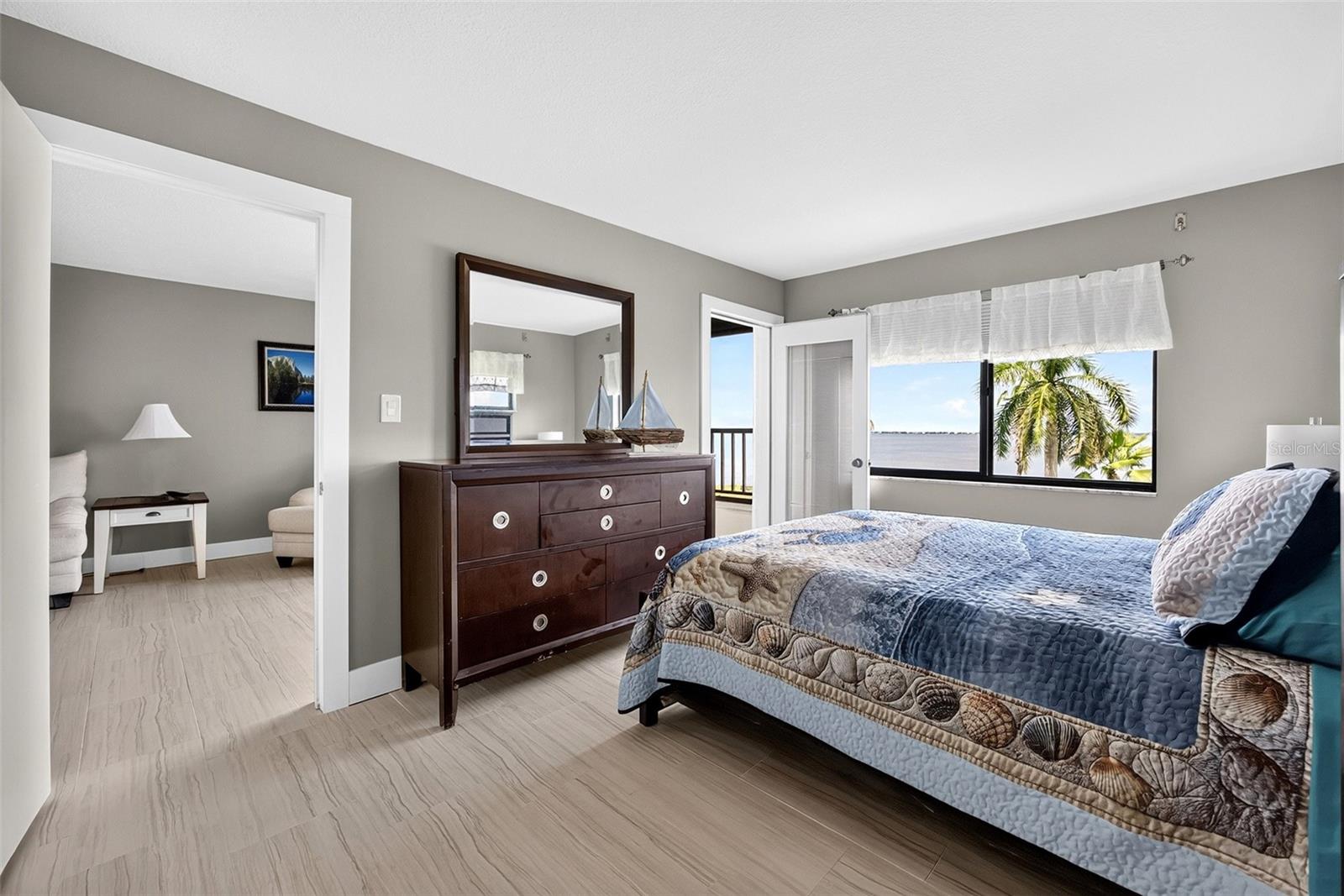 1500 Park Beach Cir #2h Property Photo 16