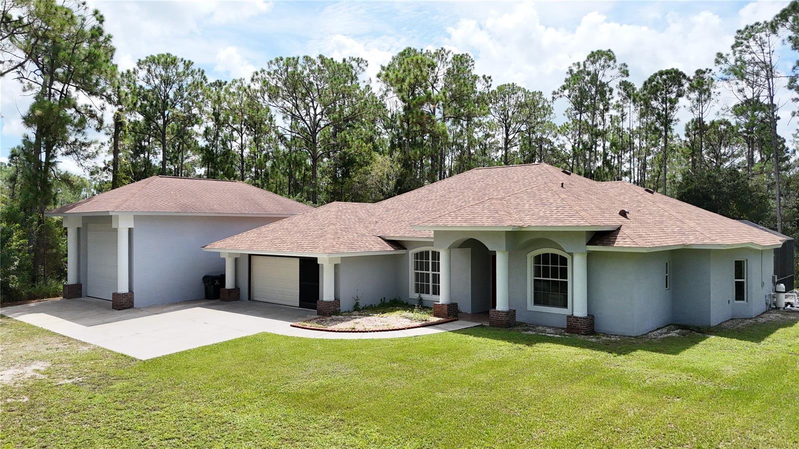 2449 Tropicaire Blvd Property Photo 1