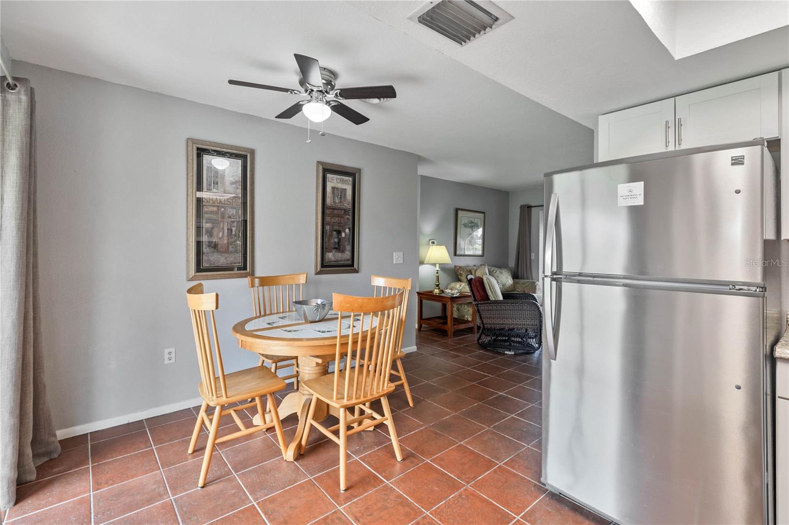 108 Boundary Blvd #b Property Photo 8