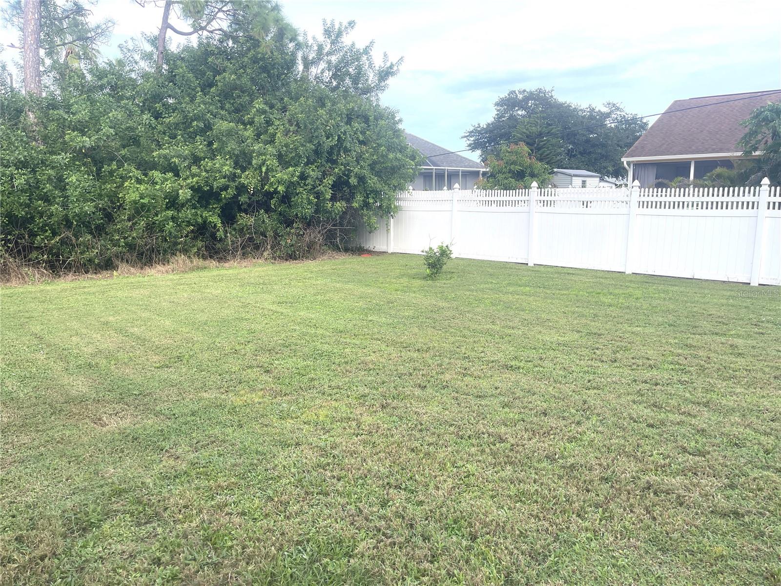 1003 Tropical Ave Property Photo 35
