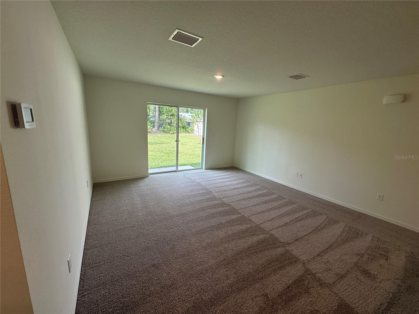 6 Reine Pl Property Photo 5