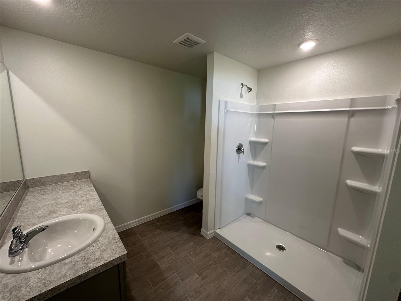 6 Reine Pl Property Photo 10
