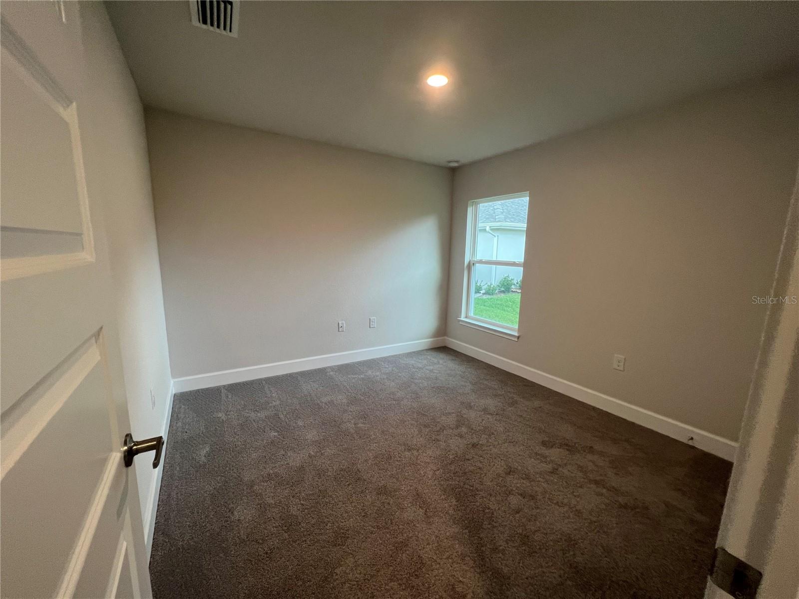 27430 Deep Creek Blvd Property Photo 14