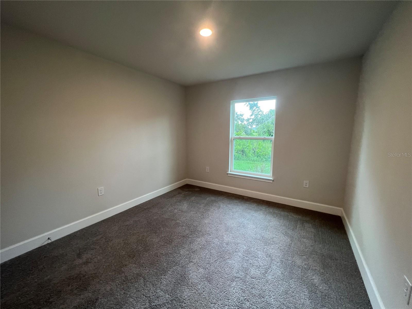 27430 Deep Creek Blvd Property Photo 16