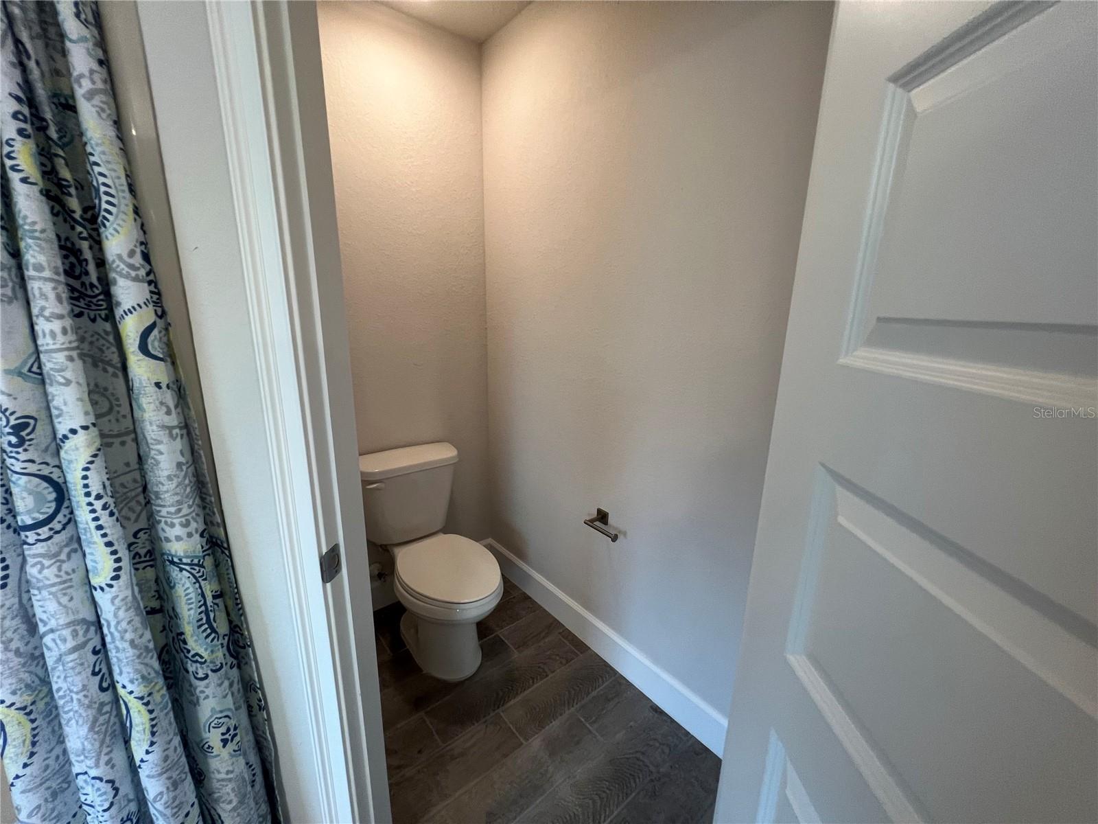 27430 Deep Creek Blvd Property Photo 32