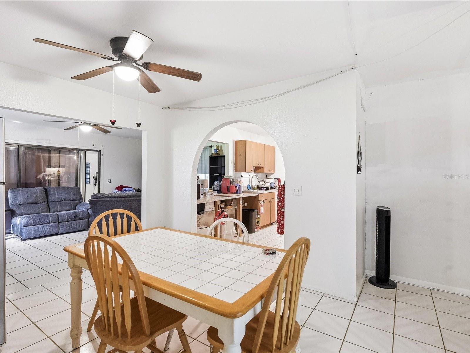 2403 Duke Ln Property Photo 10