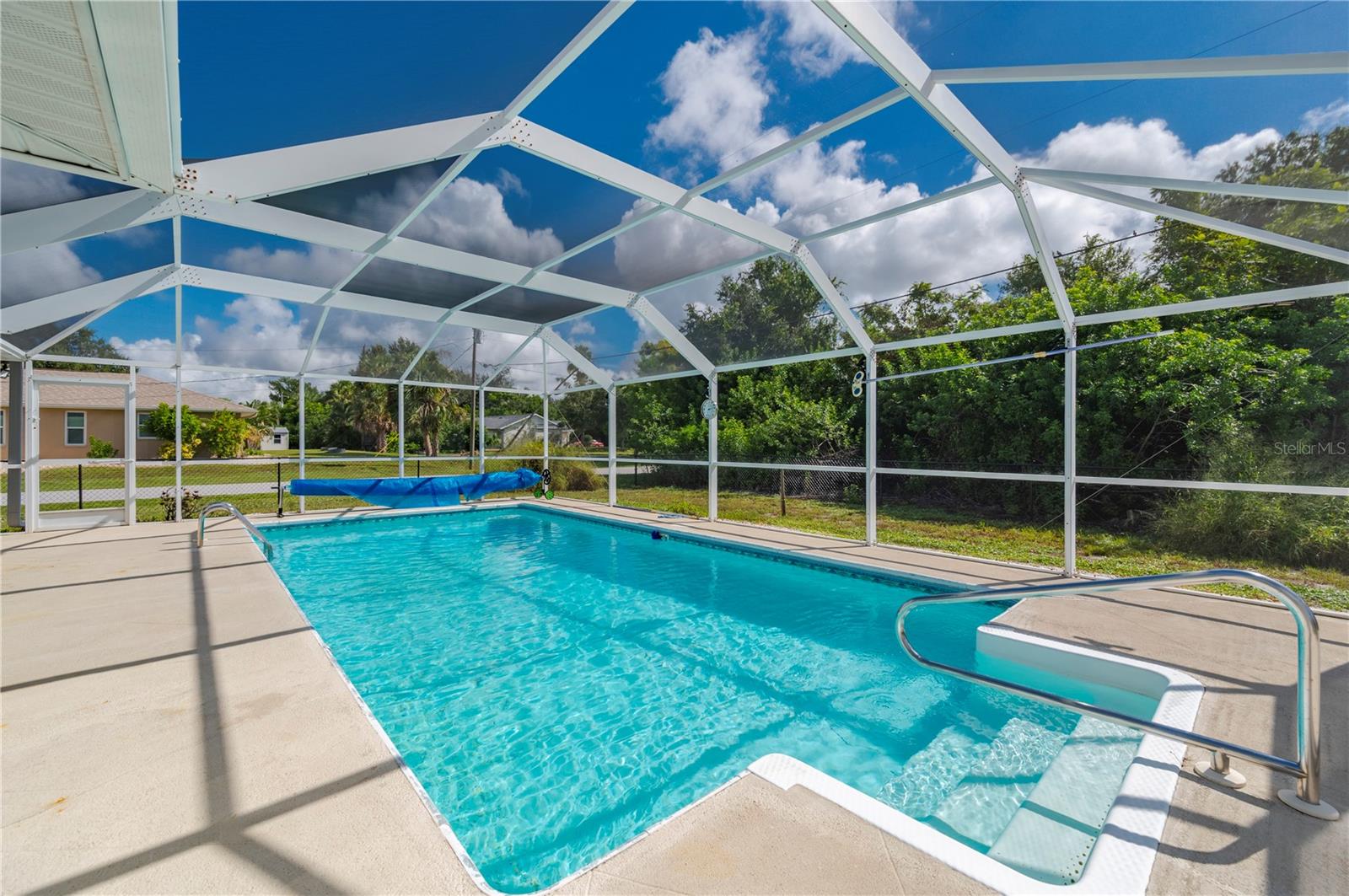 2420 Pinellas Dr Property Photo 5
