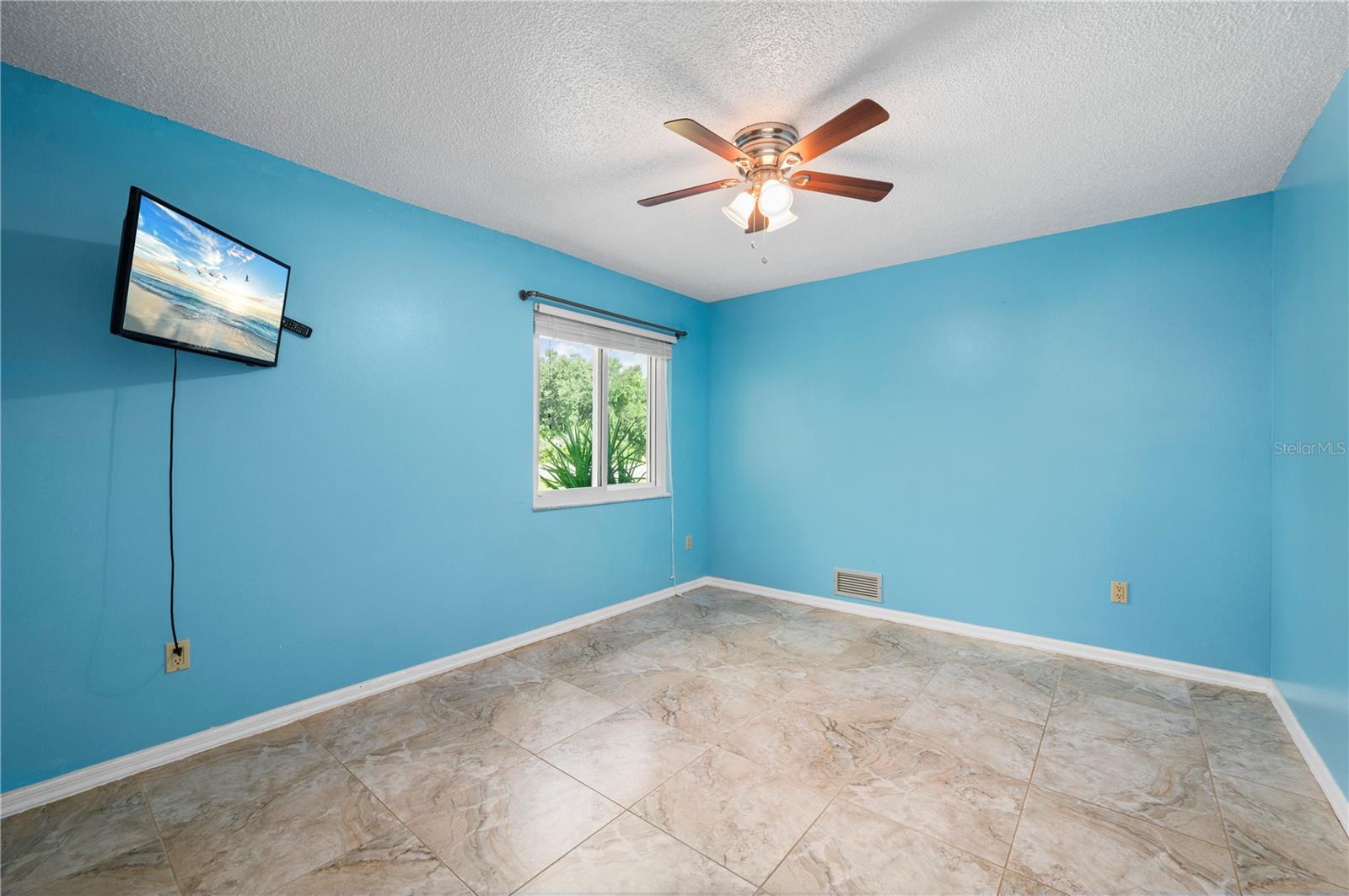 2420 Pinellas Dr Property Photo 32