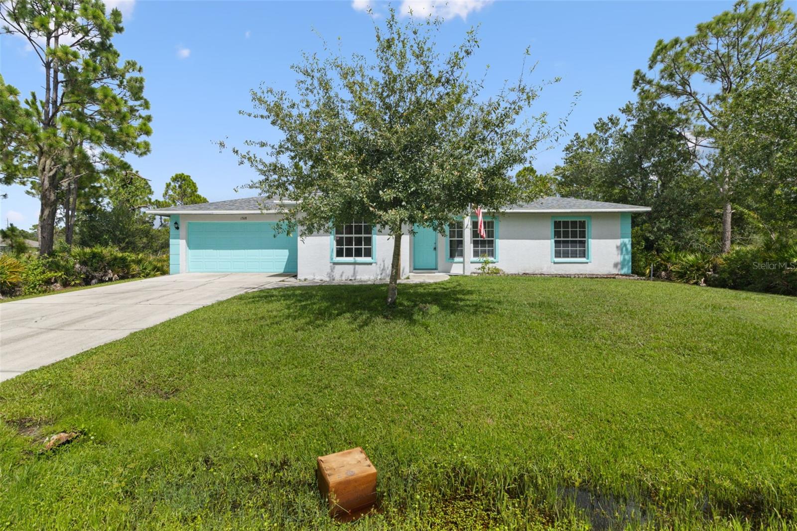1368 Blaisdell St Property Photo 2