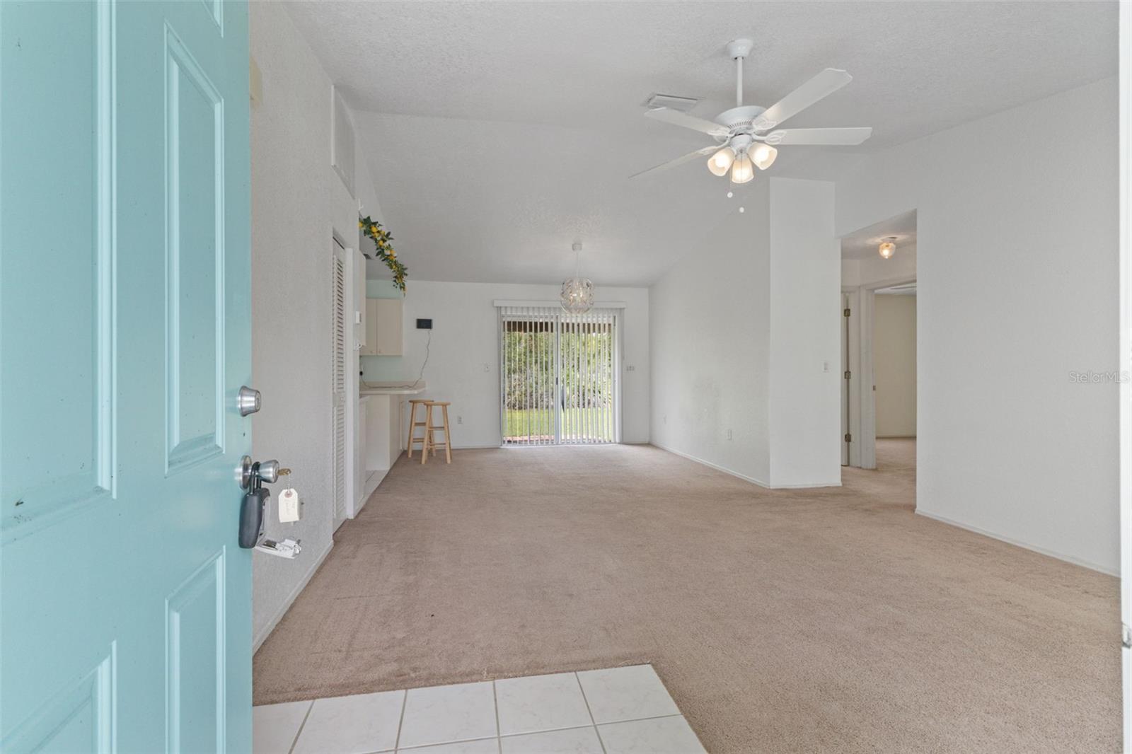 1368 Blaisdell St Property Photo 4