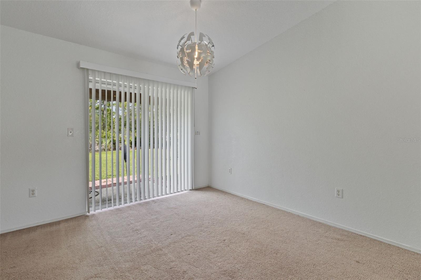 1368 Blaisdell St Property Photo 14