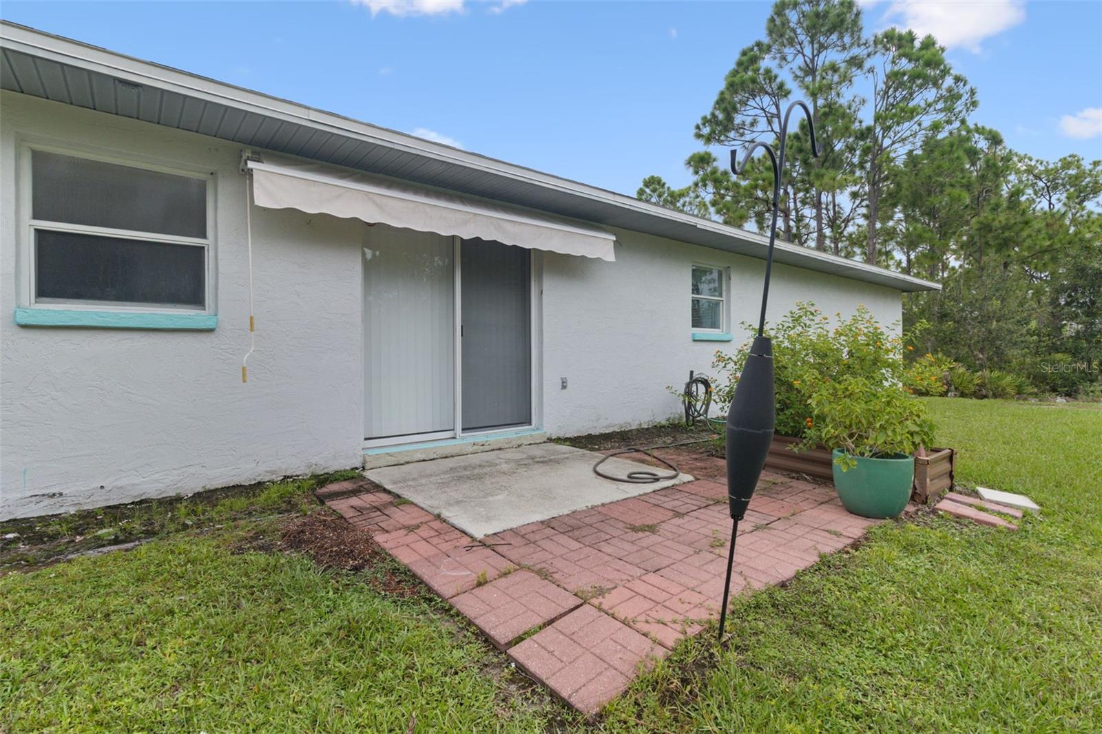 1368 Blaisdell St Property Photo 26
