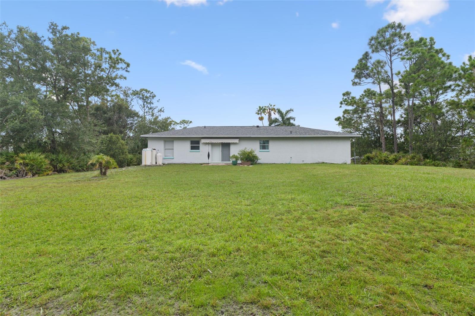 1368 Blaisdell St Property Photo 28