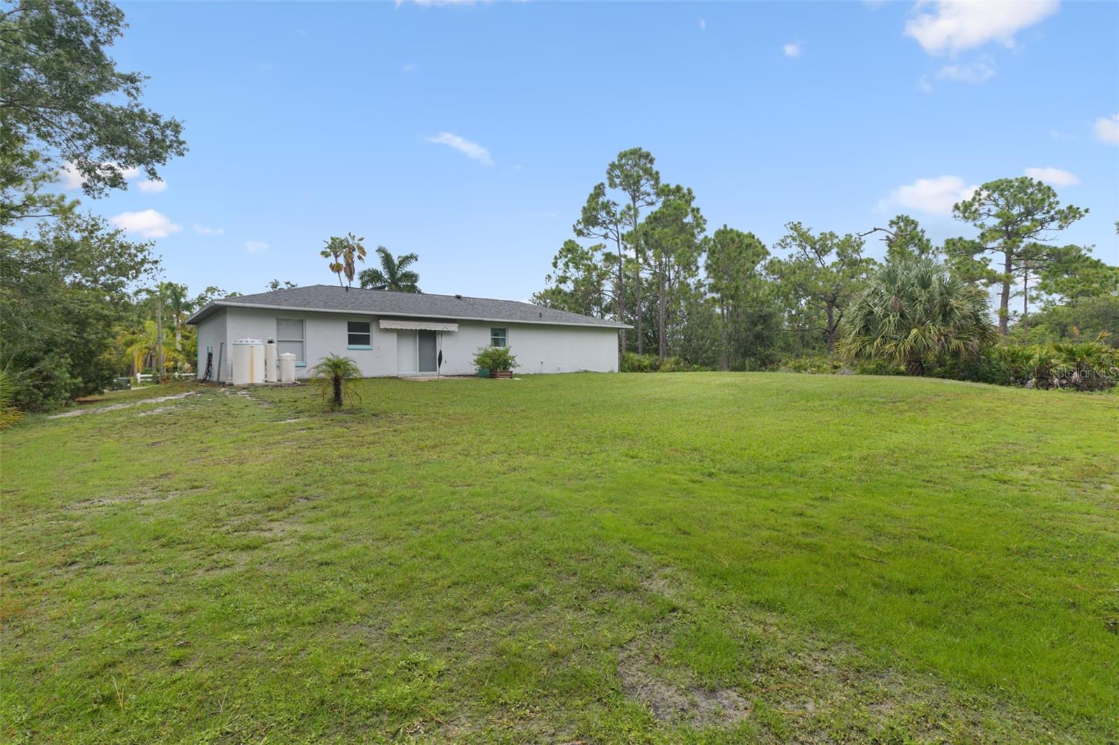 1368 Blaisdell St Property Photo 29