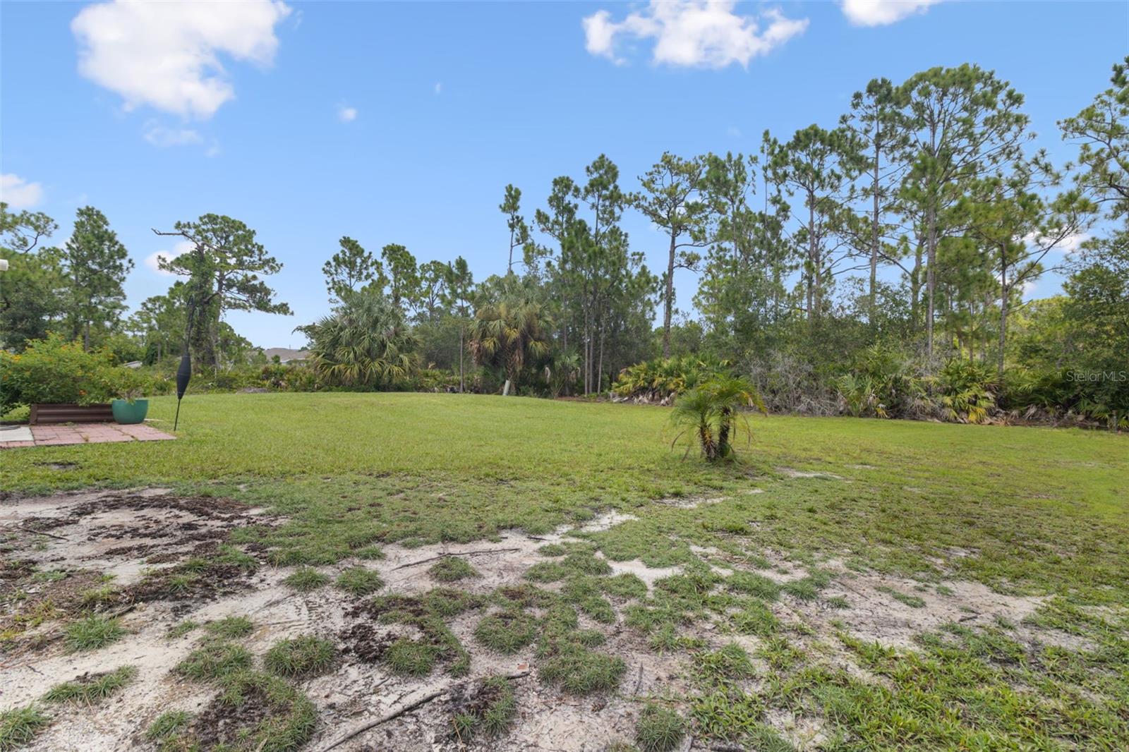 1368 Blaisdell St Property Photo 32