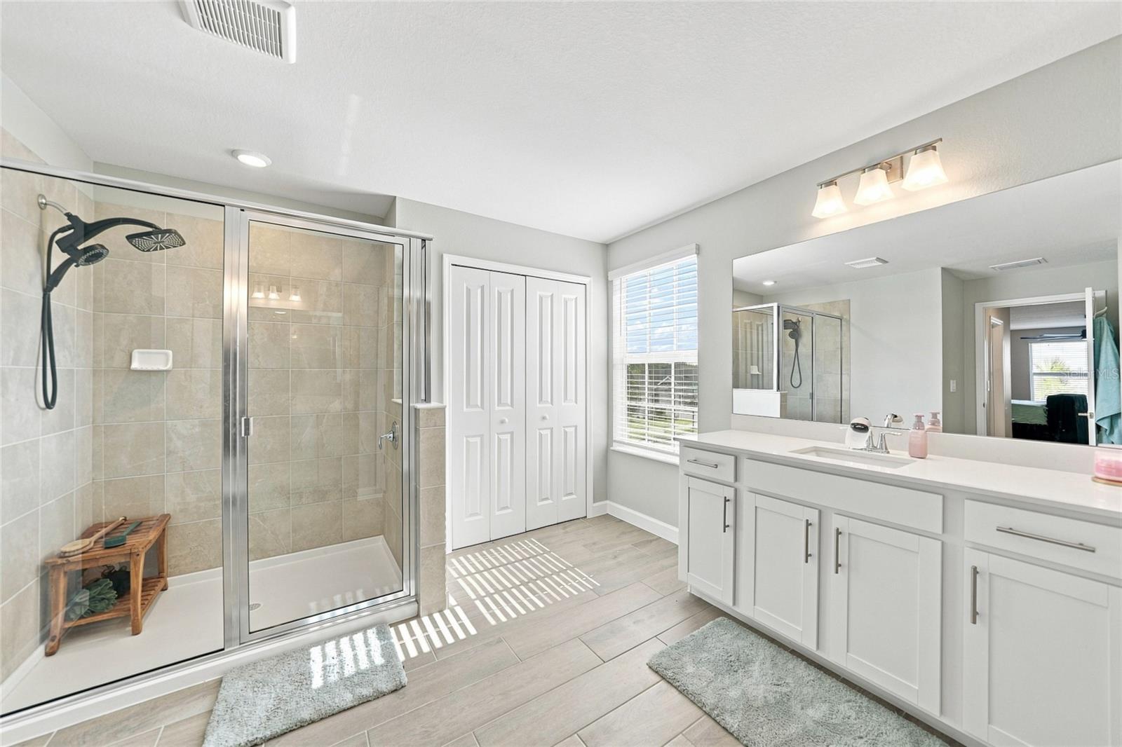 14550 Lagoon Ln Property Photo 25